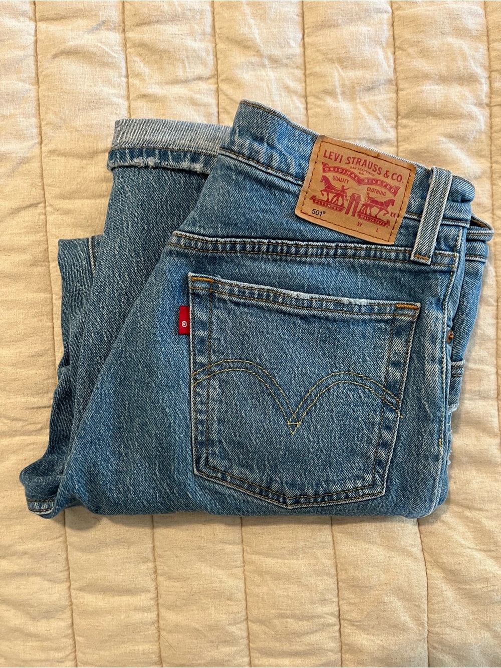 Levi’s Women’s Jeans 501 Signature Style